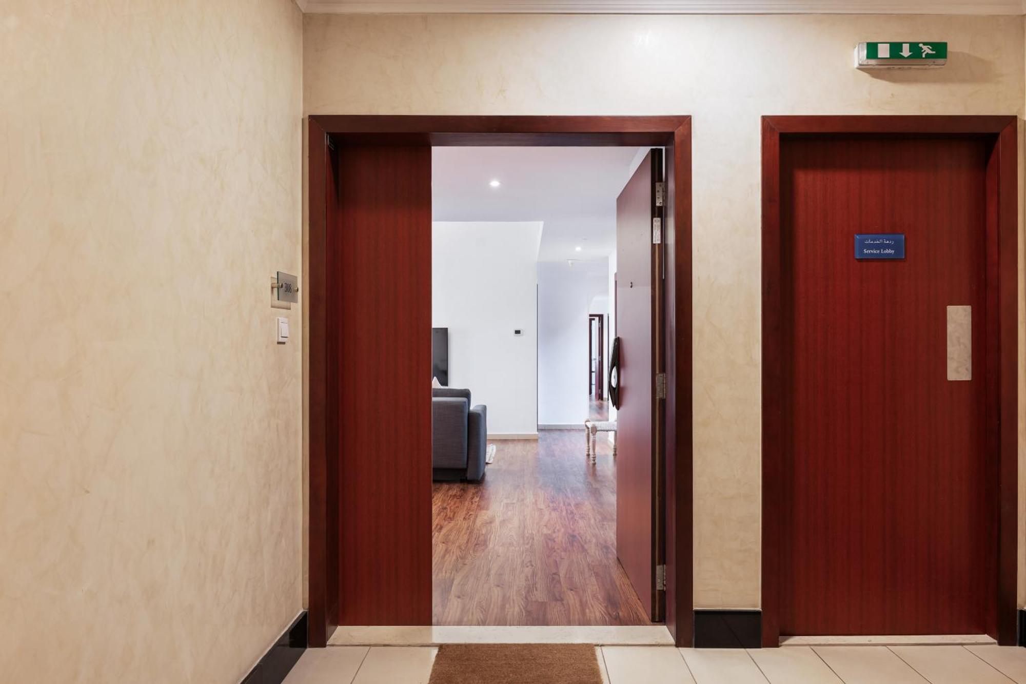 Specious 5br Maid On Jbr Prime Location! Walk To The Mall, Dining & Entertainment - By Sunkissed Homes * Dubaï