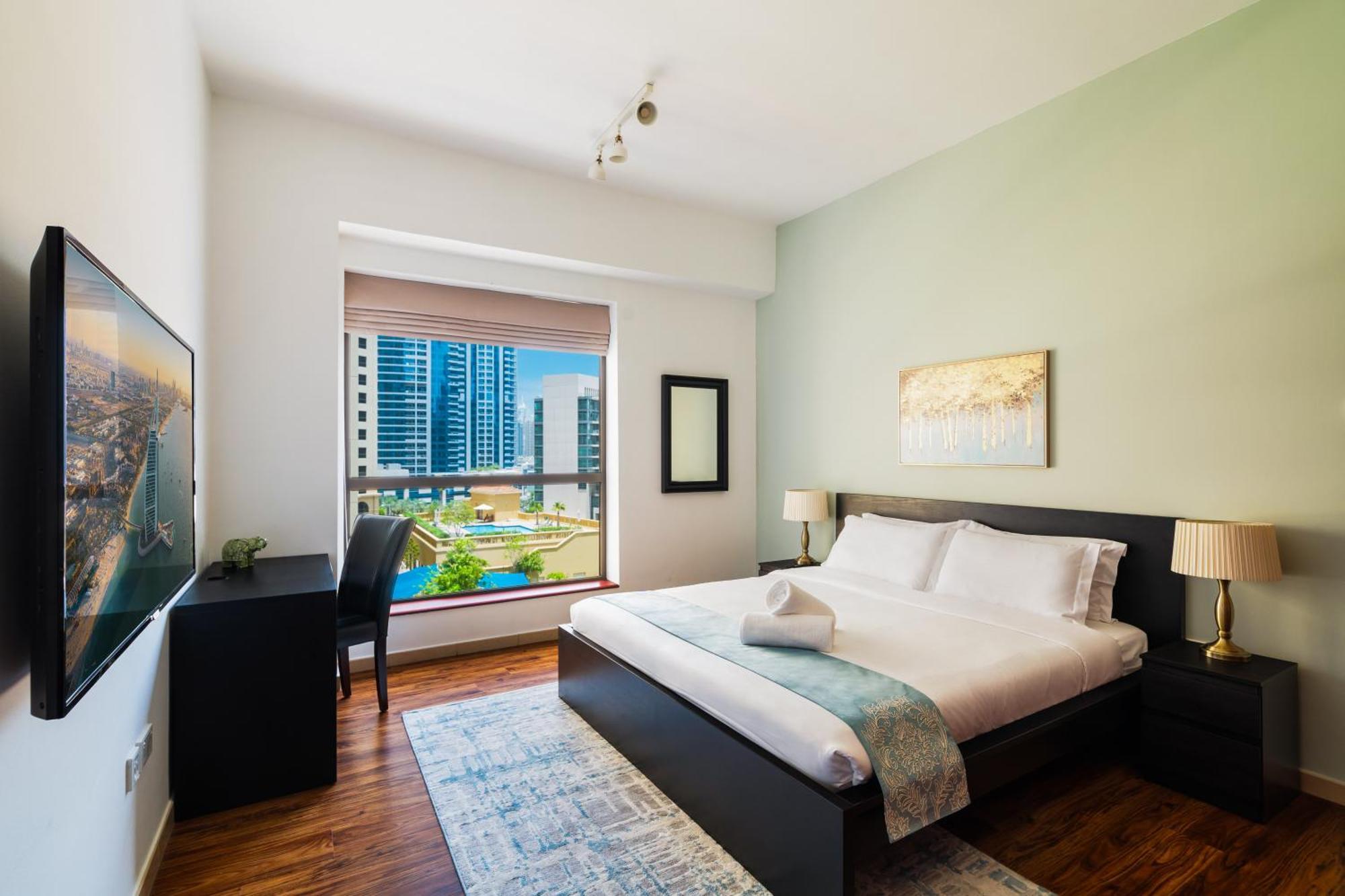 Specious 5br Maid On Jbr Prime Location! Walk To The Mall, Dining & Entertainment - By Sunkissed Homes * Дубай